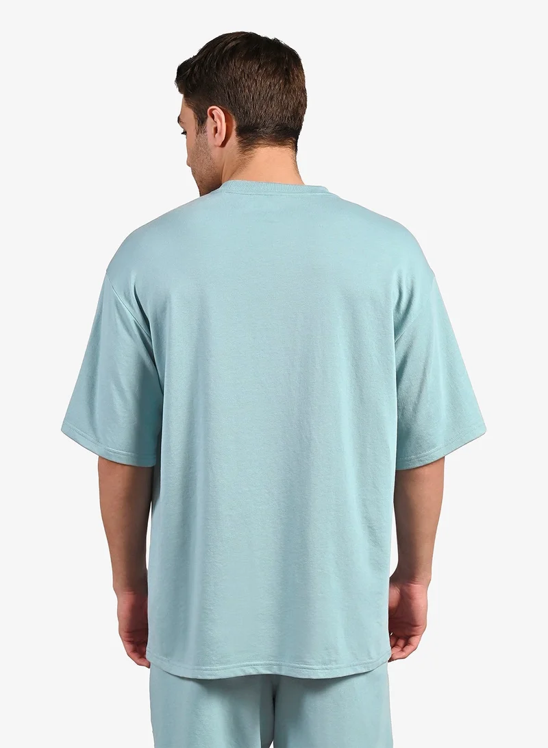 SKECHERS Embossed Logo T-Shirt