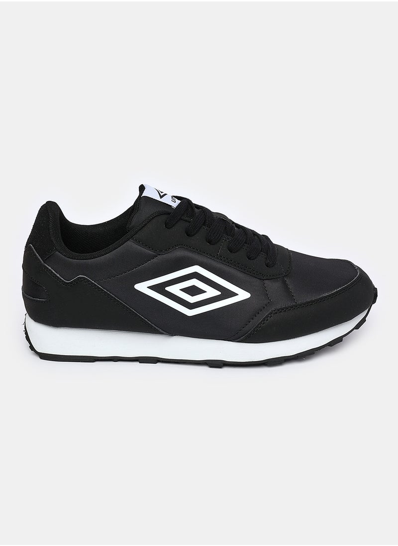 umbro - Addison Trainers For Men - Image 1