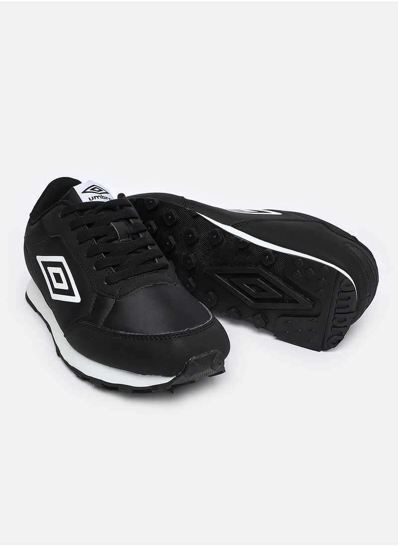 umbro - Addison Trainers For Men - Image 1