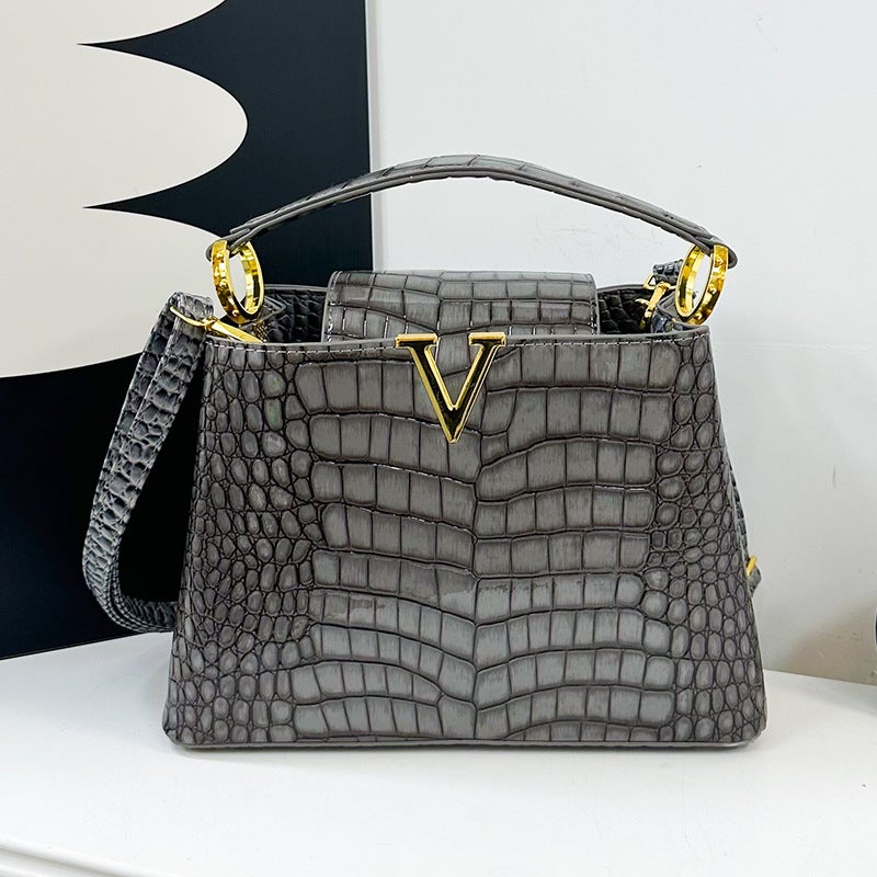 New Litchi Pattern V-Shaped Crossbody Bag Women'S Light Luxury Textured Hand Tote Bag Large Capacity Vintage Shoulder Bag - Image 1