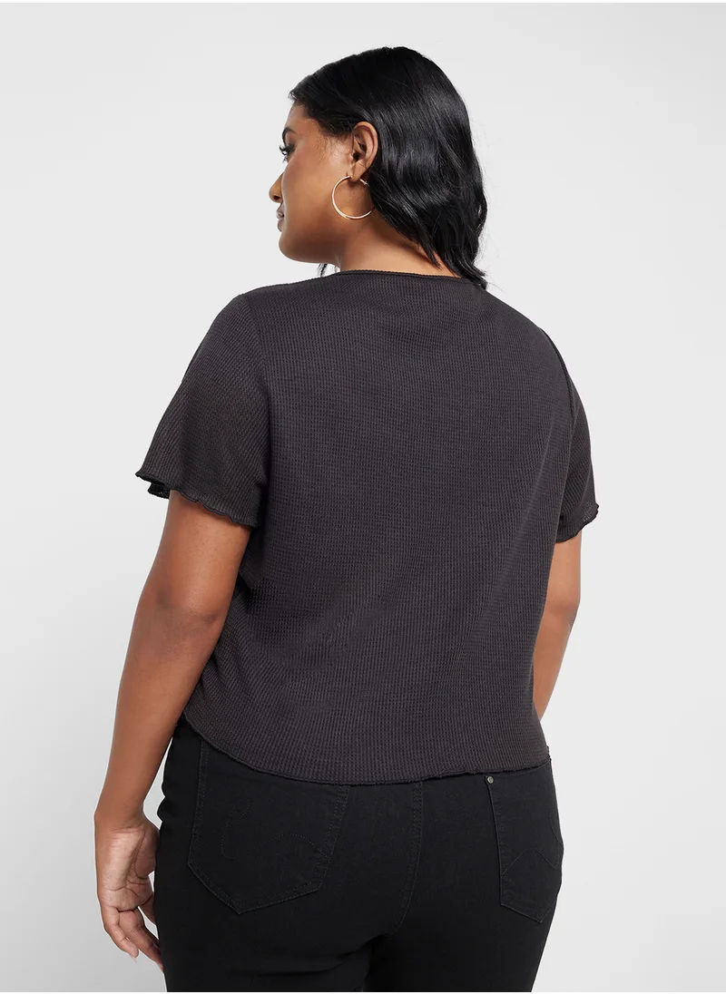 Ginger Plus V Notch Textured Cropped T-Shirt