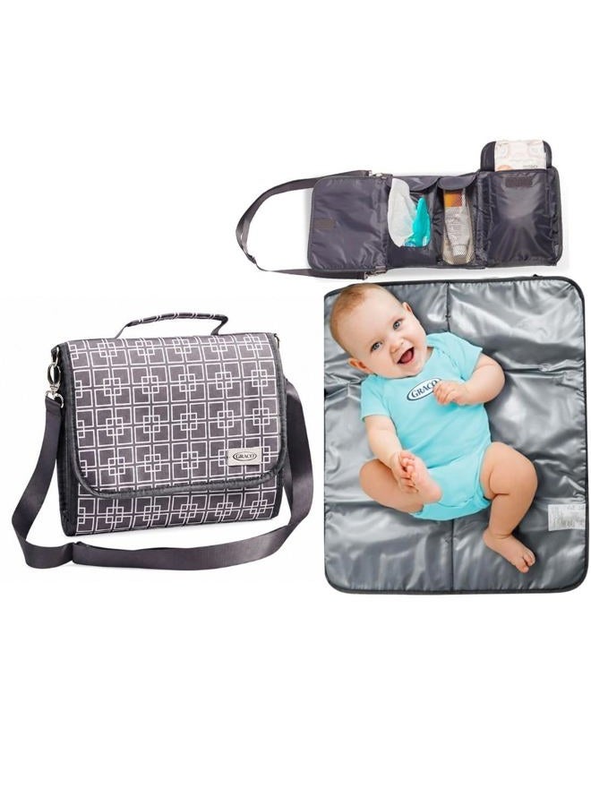 GRACO On-The-Go Changing Pad - Image 1