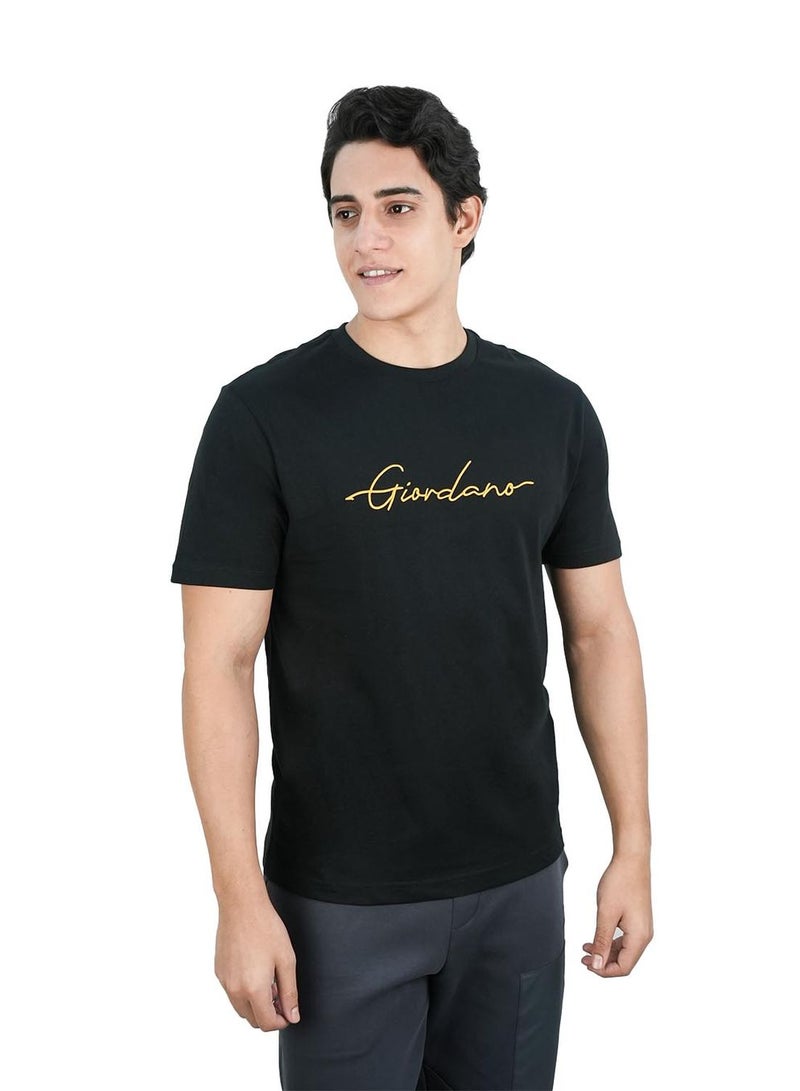 GIORDANO Men's Slim Fit Cotton Signature Print Tee - Image 1