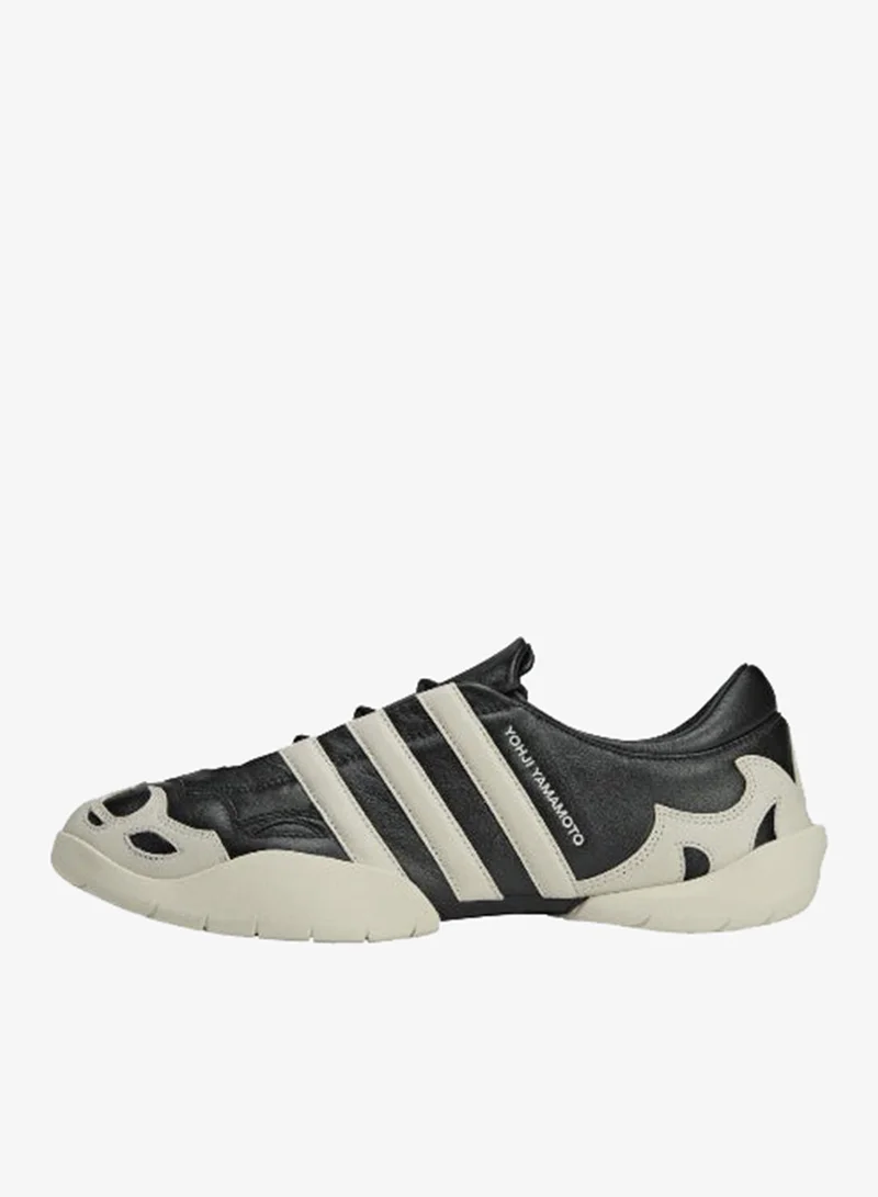 Adidas BLACK/ALUMIN/ALUMIN Y-3 Regu 2002 Shoes  | Best Price UAE