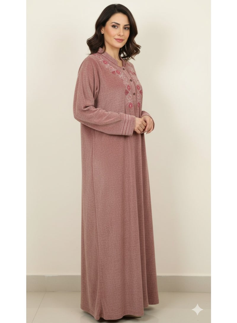 زيكوتكس  جلابية قطيفة شتوية وردي ترابي 🍂 بتطريز هندسي دافئ - دفء وفخامة - Image 4