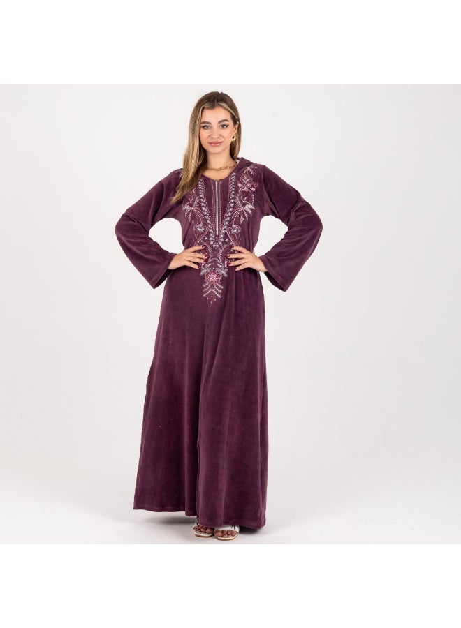 زيكوتكس - عباية نسائية قطيفة أرجوانية مطرزة بتصميم طويل وأكمام واسعة - Image 1