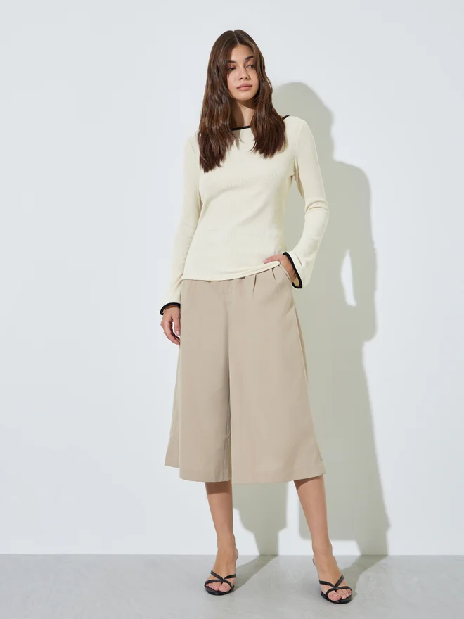 Styli Styli Cream Boat Neck Knit Top with Tipping Detail