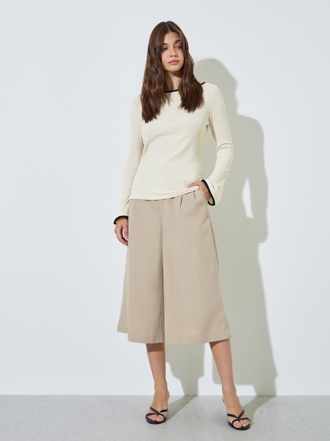 Styli Cream Boat Neck Knit Top with Tipping Detail - Image 2