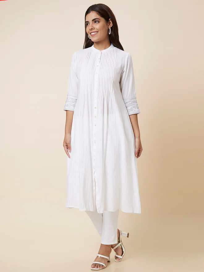 globus Globus Solid Mandarin Collar Pleated A-Line Kurta