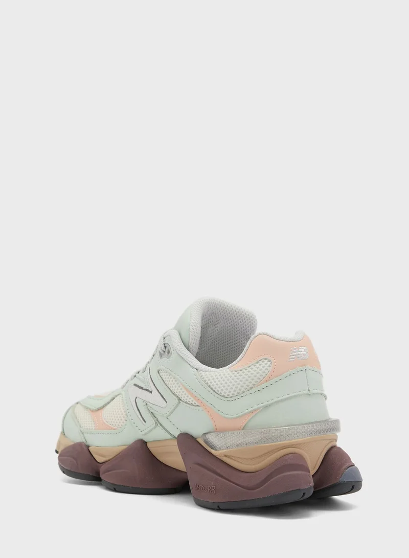 New Balance 9060 Sneakers