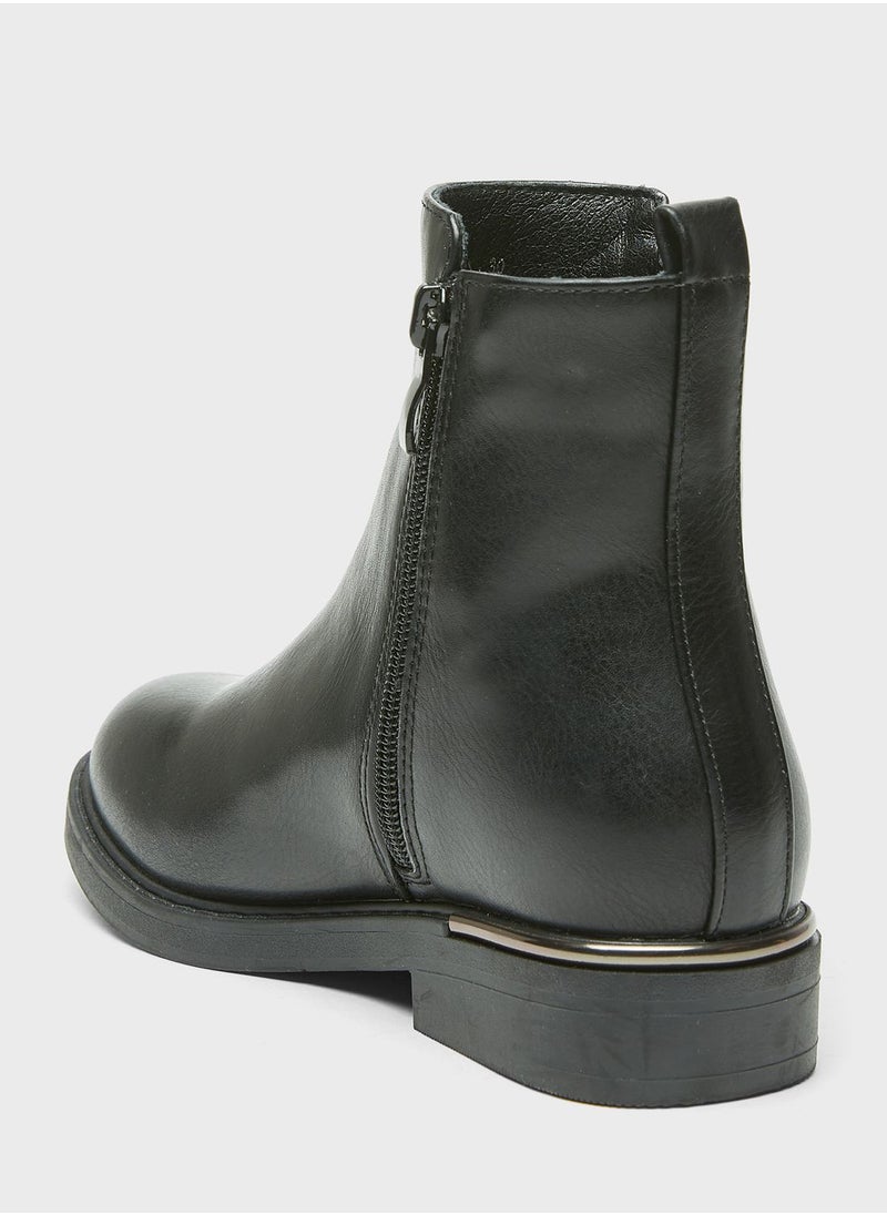 shoexpress - Kids Ankle Boots - Image 1