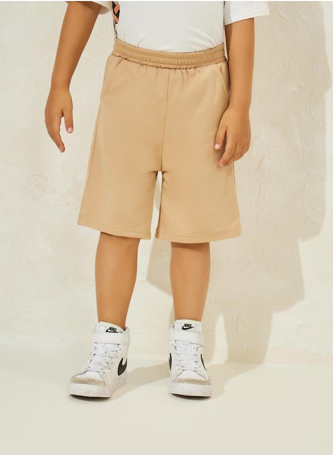 Bear Graphic Print T-Shirt & Shorts Set - pzsku/Z3D3BA25BE143322B8259Z/45/_/1720357295/e81548c0-df3c-416c-a86b-441455260b57