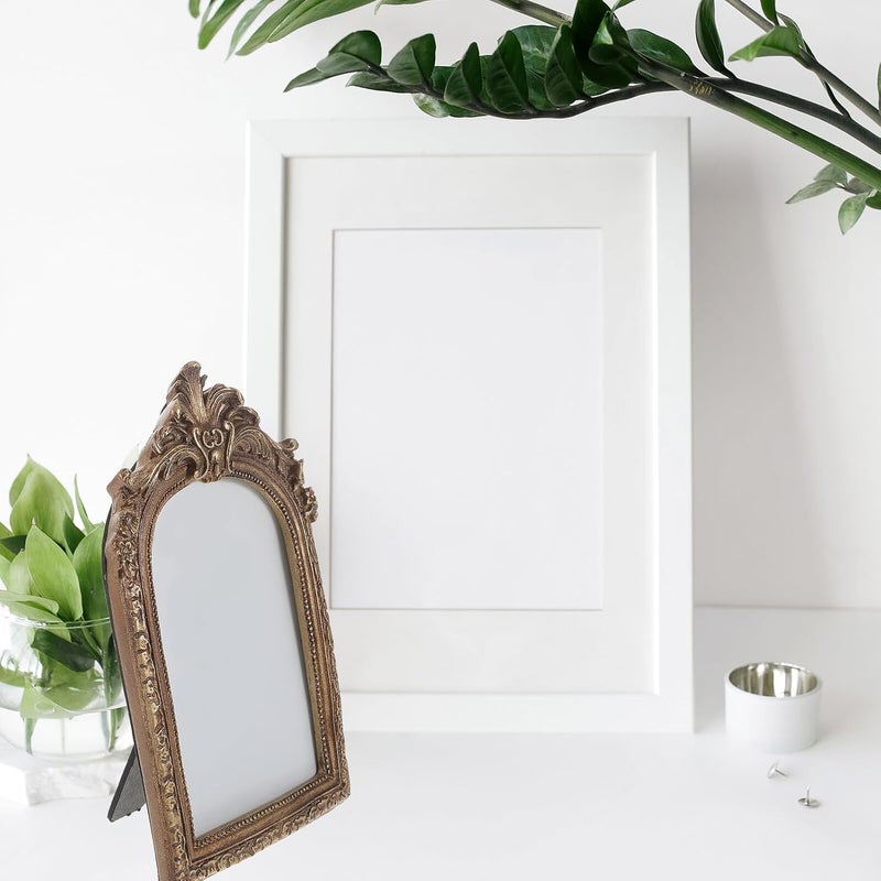 Cabilock European Style Resin Antique Picture Frame Retro Photo Holder for Home Decor Vintage Wall and Table Display with Unique Scalloped Design in Gold - Image 2