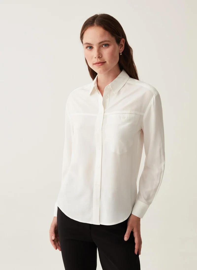 او في اس Shirt in viscose with pocket