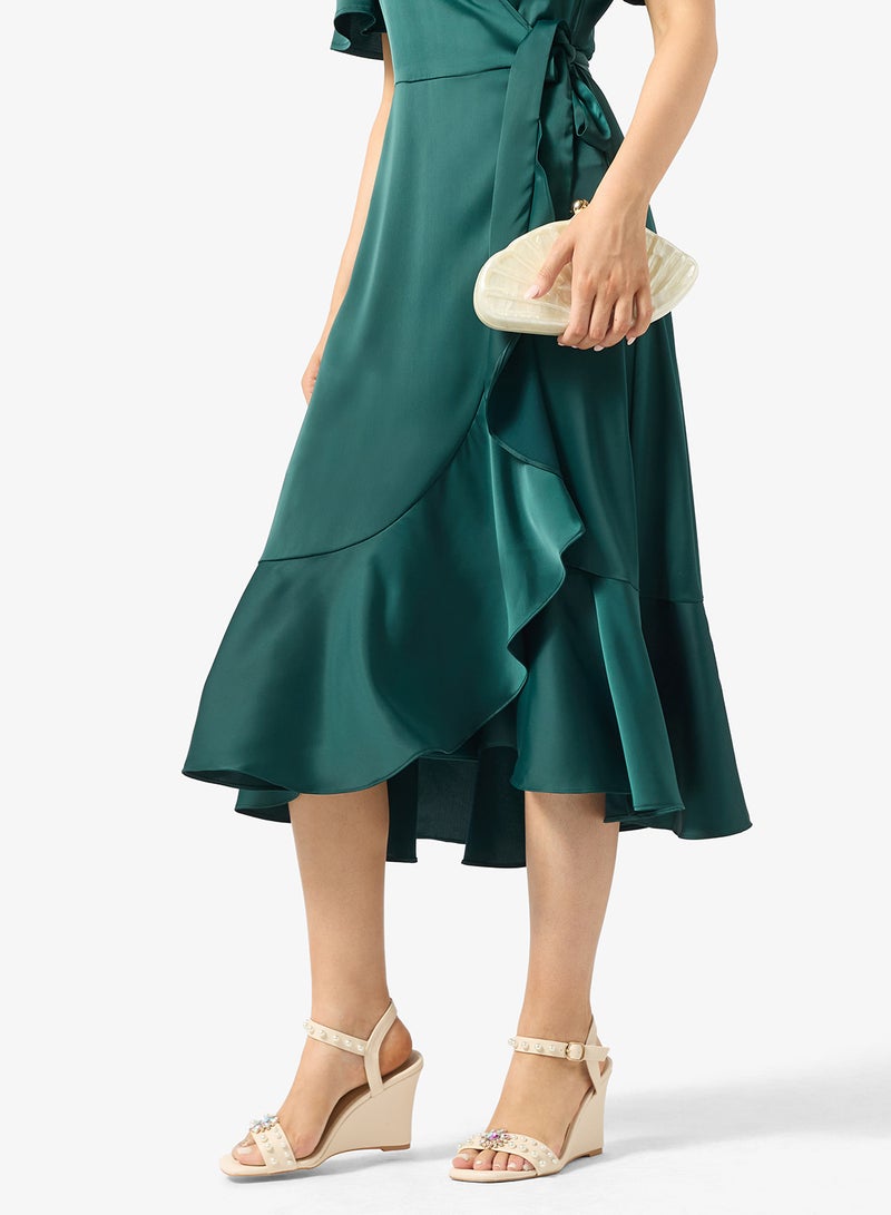 خزانة صندل إسفين بلون عاجي بأحزمة لؤلؤ ودبوس كريستالي - Image 5