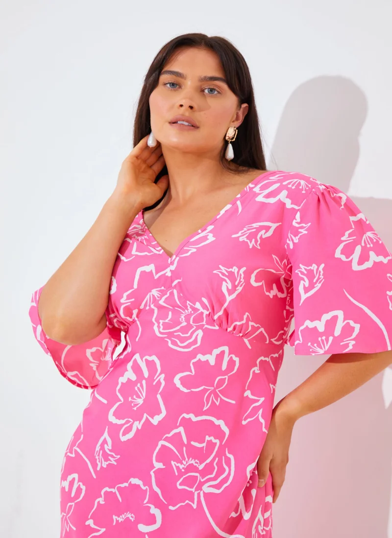 In the style Floral Print Flared Sleeve Dress