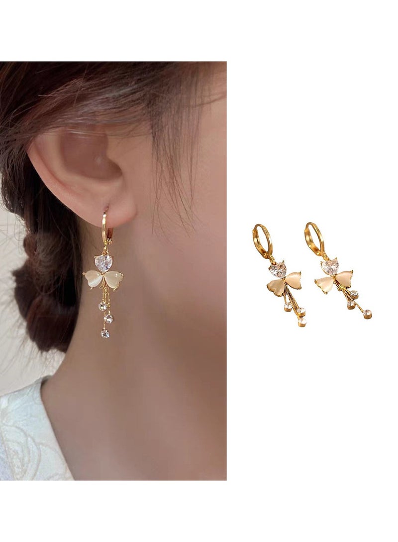 Clover Earring,Ladies Fashion Design, Advanced Tassel Earrings, Feminine Earrings - Image 1