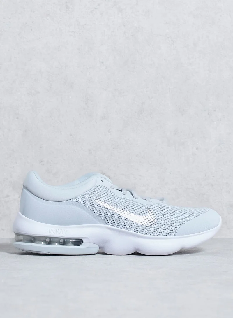 Nike Air Max Advantage