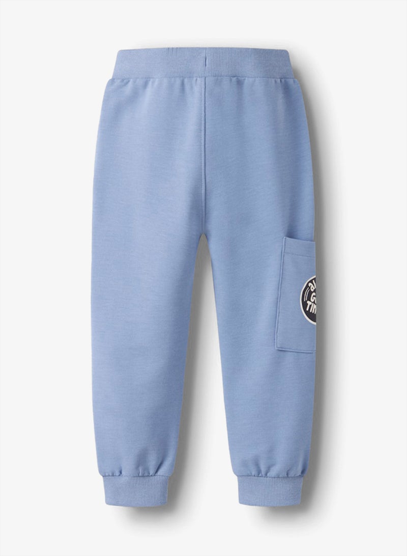 نيم ات سروال رياضي للأطفال بطبعة ورباط شداد - Image 2