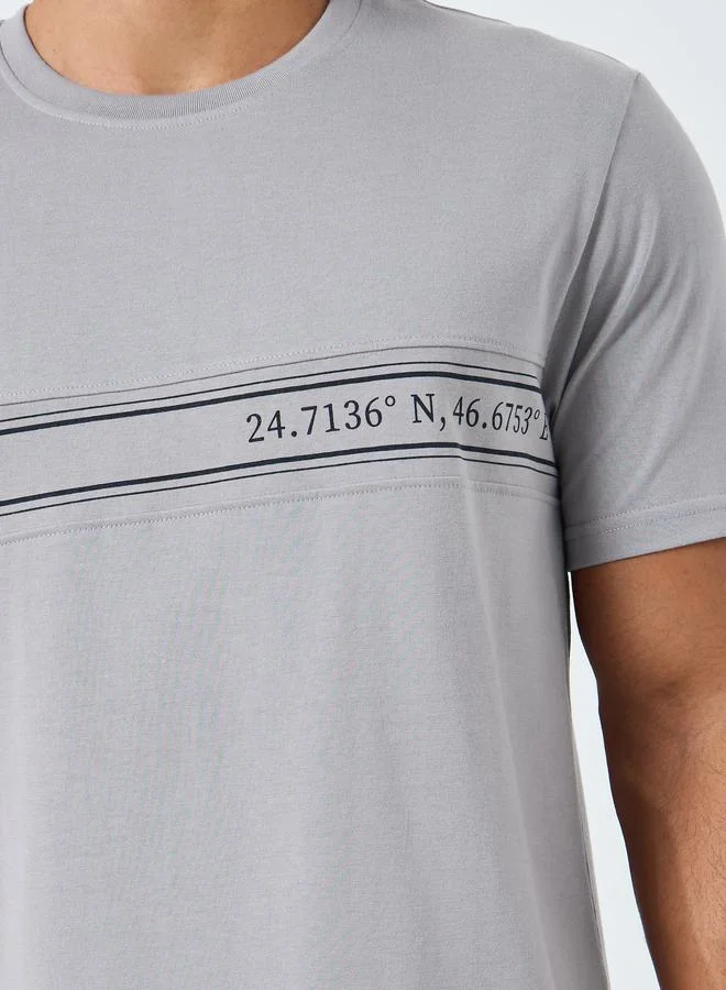 Styli Men Grey Graphic Print Crew Neck T-Shirt