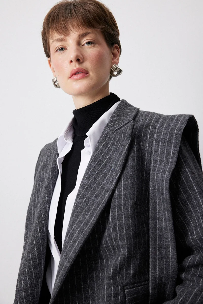 توتشي Belt Detail Jacket