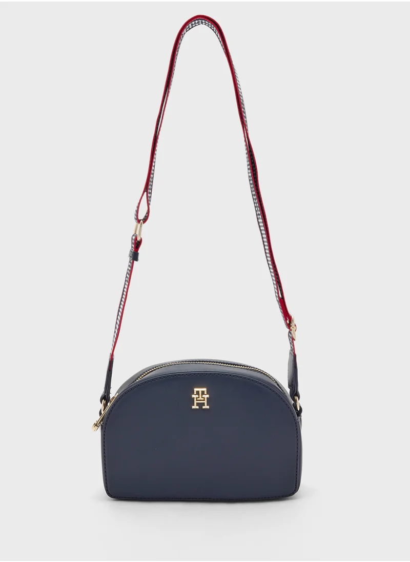 تومي هيلفيغر TH FRESH CAMERA BAG CORP