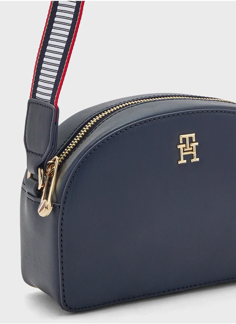 تومي هيلفيغر TH FRESH CAMERA BAG CORP