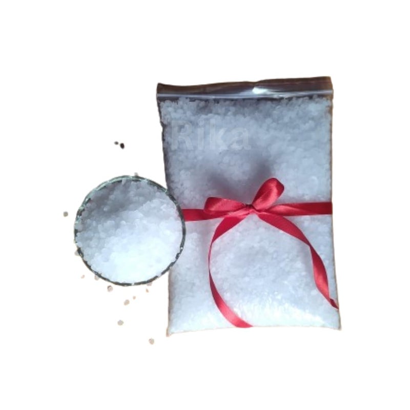 Rika Gift 100 Fully Refined Paraffin Wax Wax for Candle Making Pure Paraffin Wax Best for Pillar Jar Candle Making Scented Unscented Candle Wax Paraffin Wax Candle 200 - Image 1