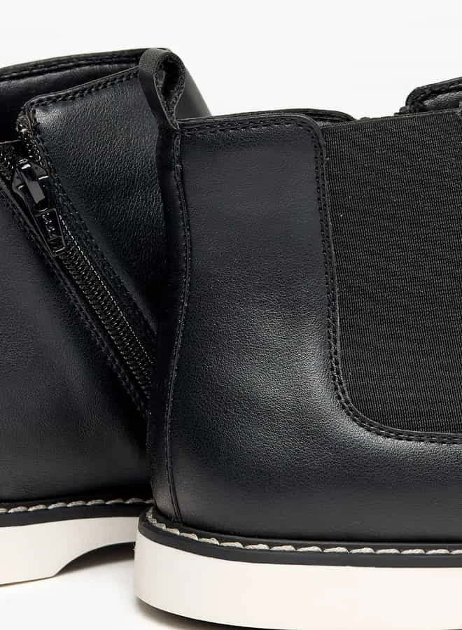 LBL by Shoexpress Men Solid Chelsea Boots with Gusset Detail and Zip Closure
