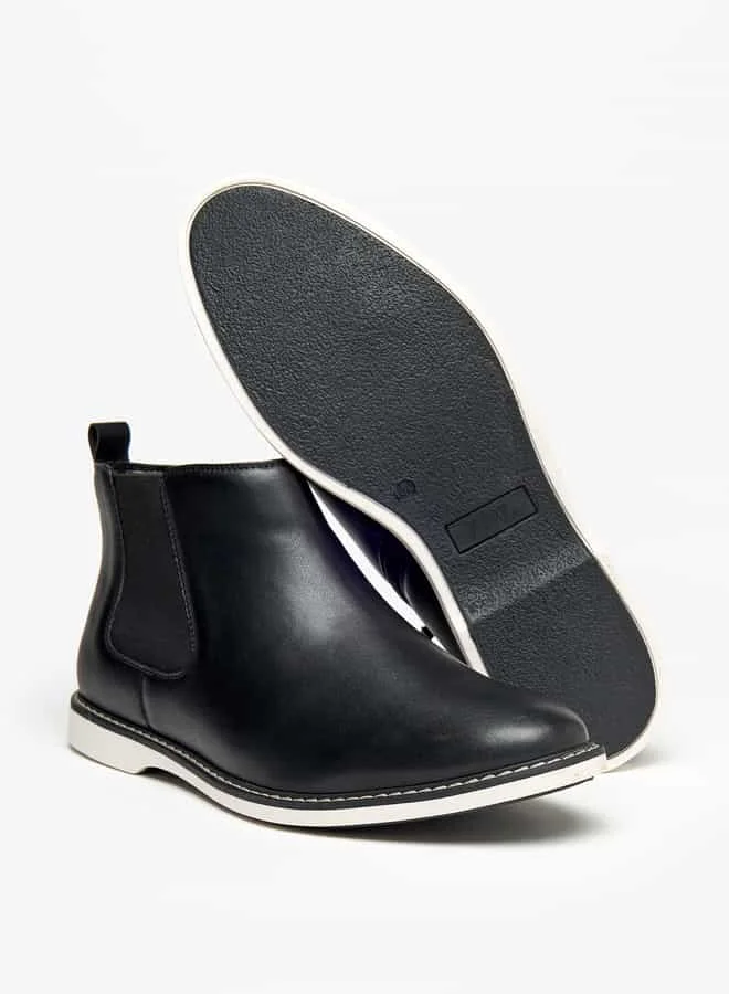 LBL by Shoexpress Men Solid Chelsea Boots with Gusset Detail and Zip Closure