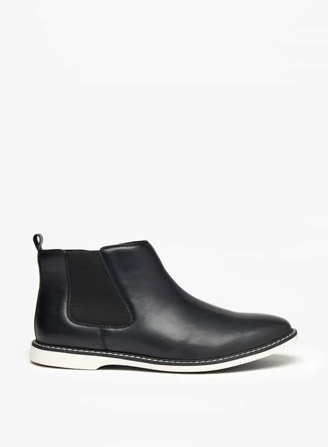 LBL by Shoexpress Men Solid Chelsea Boots with Gusset Detail and Zip Closure