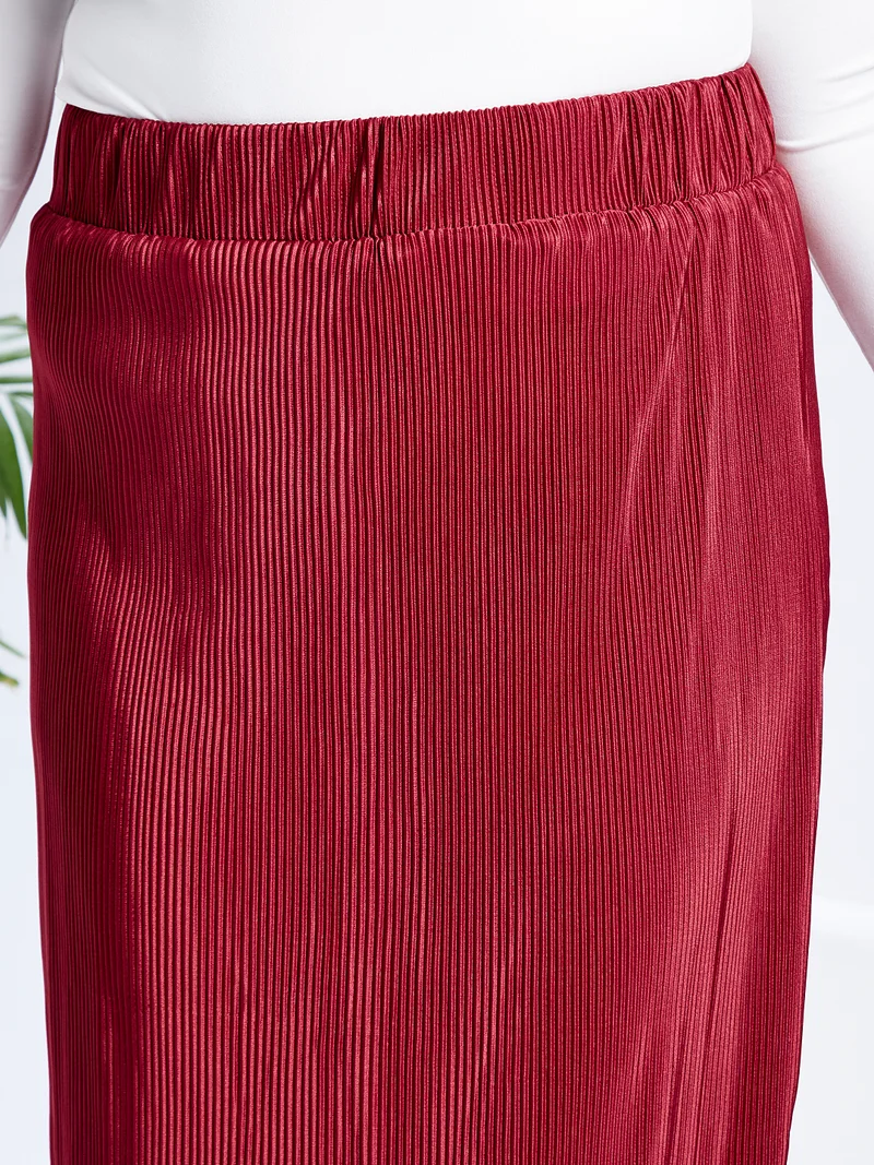 globus Maroon Gloplus Women Maroon Mid-Rise Accodian Pleats Side Slits Plus Size Straight Maxi Skirt for Women | Best Price UAE