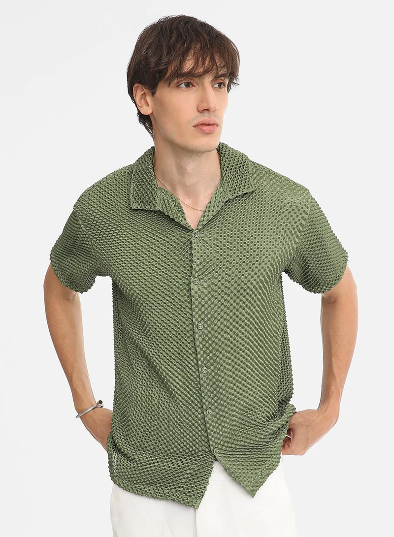 Campus Sutra Men's Olive Green Puffy-Textured Shirt For Casual Wear | Cuban Collar | Short Sleeve | Button Closure | Shirt Crafted With Comfort Fit For Everyday Wear