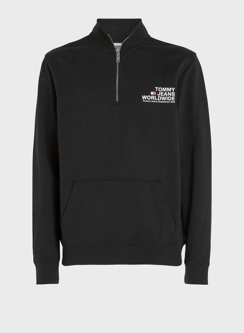 TOMMY JEANS Logo Hoodie