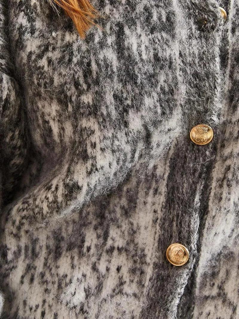 Bianco Lucci LUCCI Textured Crop Cardigan with Button Closure