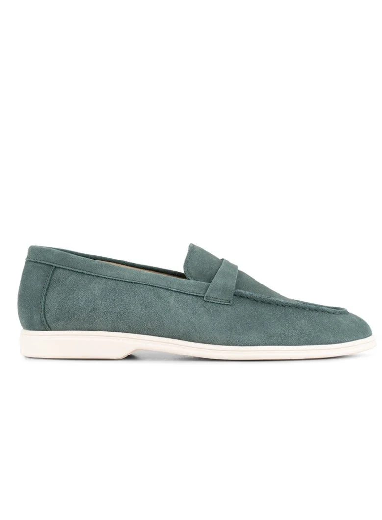 لانجوتش Women's Blair Loafer