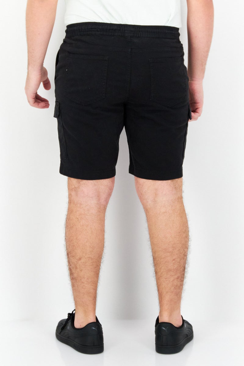 Celio شورتات كارجو أساسية للرجال، سوداء - Image 2