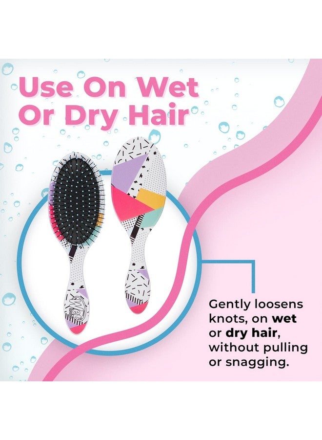فرشاة فك تشابك الشعر الأصلية من ويت براش - بتصميم كلاسيكي، متينة - لجميع أنواع الشعر - شعيرات IntelliFlex فائقة النعومة تنزلق بسهولة خلال التشابك - مشط بدون ألم للرجال والنساء والأولاد والبنات - Image 4