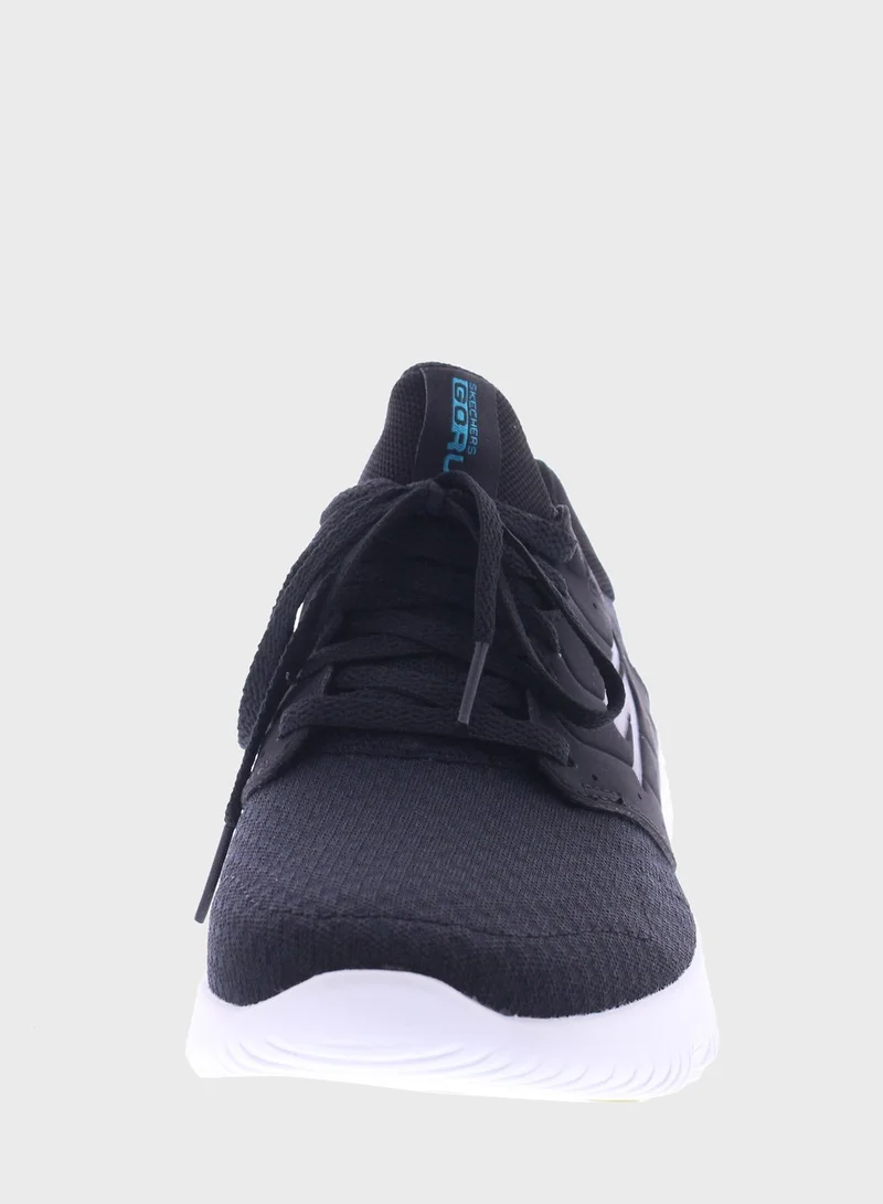 SKECHERS Go Run Focus