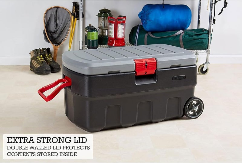 Rubbermaid صندوق تخزين بلاستيكي قابل للقفل من Rubbermaid ActionPacker سعة 35 جالون مصنوع في الولايات المتحدة مع غطاء وعجلات - خارجي وصناعي وقوي لمعدات التخييم وتخزين سرير الشاحنة - رمادي وأسود - Image 4