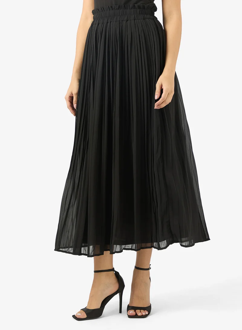 Pleated maxi skirt