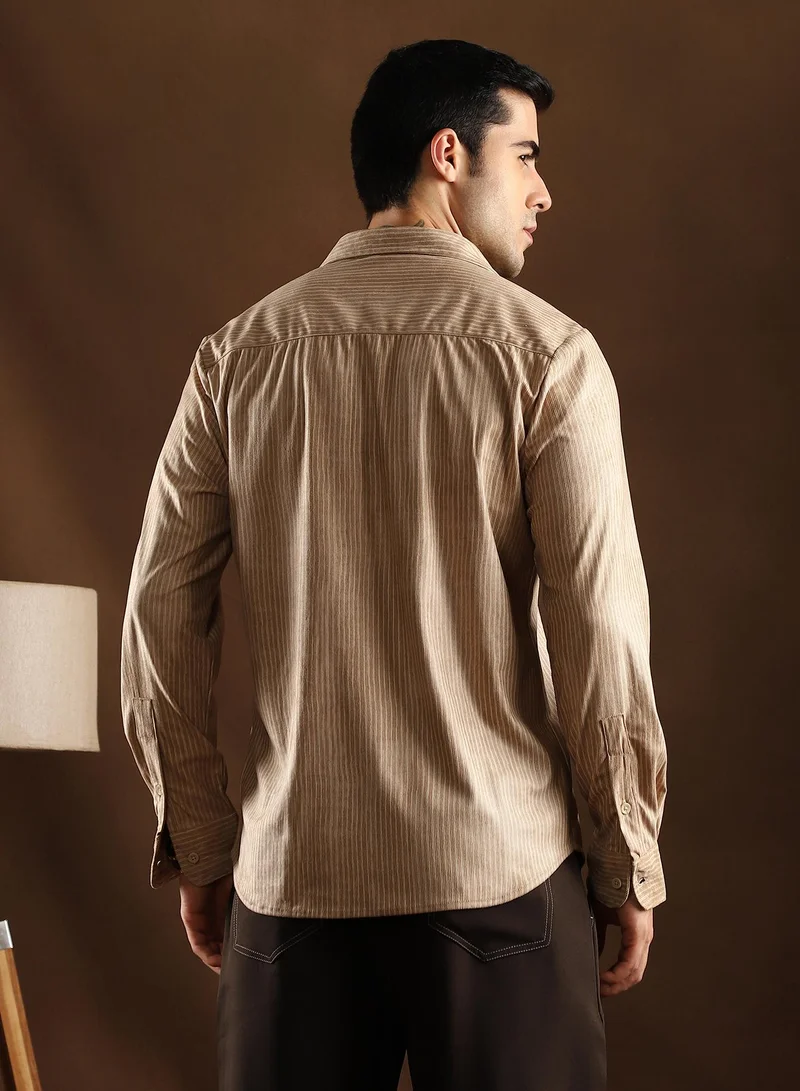 Campus Sutra Campus Sutra Men's Sand Beige Rhythm-Weave Shirt For Casual Wear | Mid-Rise | Regular Fit | Button Closure | Shirt Crafted With Comfort Fit For Everyday Wear
