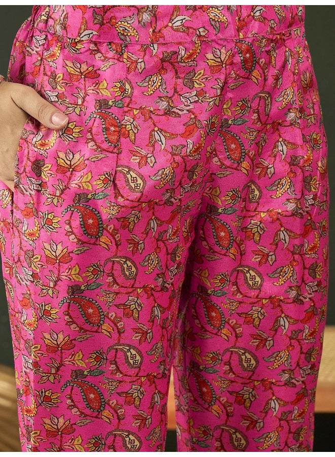 AKS Floral Printed Round Neck Kurta With Trousers  - Image 3