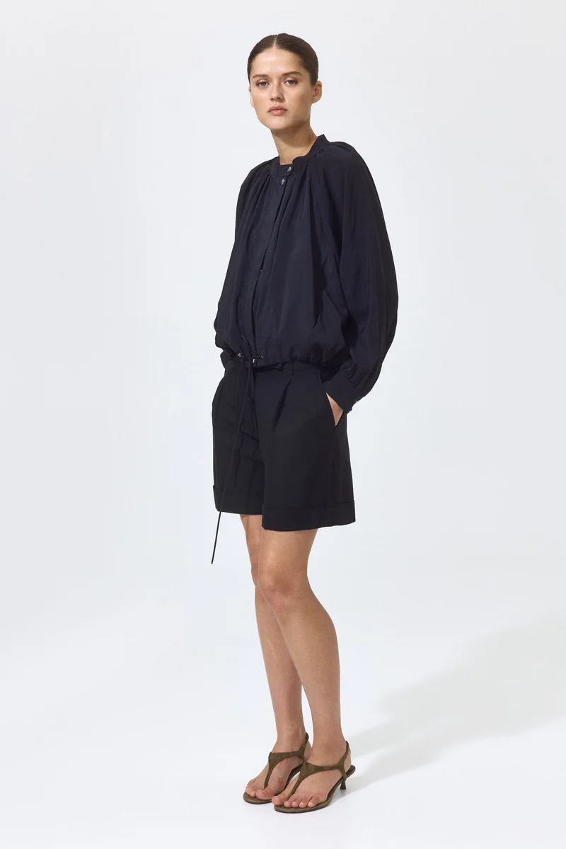 H&M Tailored linen-blend shorts