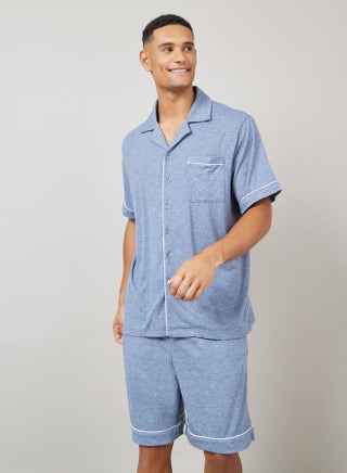 Knitted Resort Collar Shirt and Short Set with Piping Detail - pzsku/Z3D631ED7D69469F1136AZ/45/_/1710419937/984cf61f-96ce-4a20-a4b0-cf5aa3a2bb52