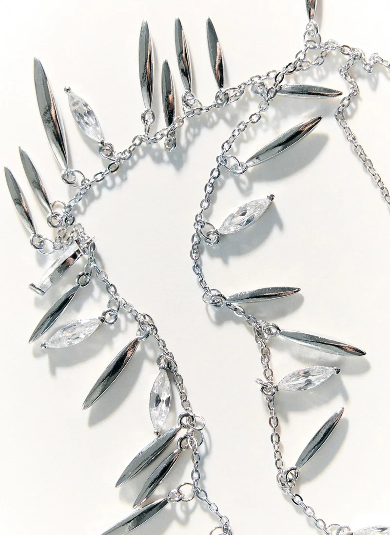 Lichi  Thin chain with teardrop-shaped pendants for Women | Best Price UAE
