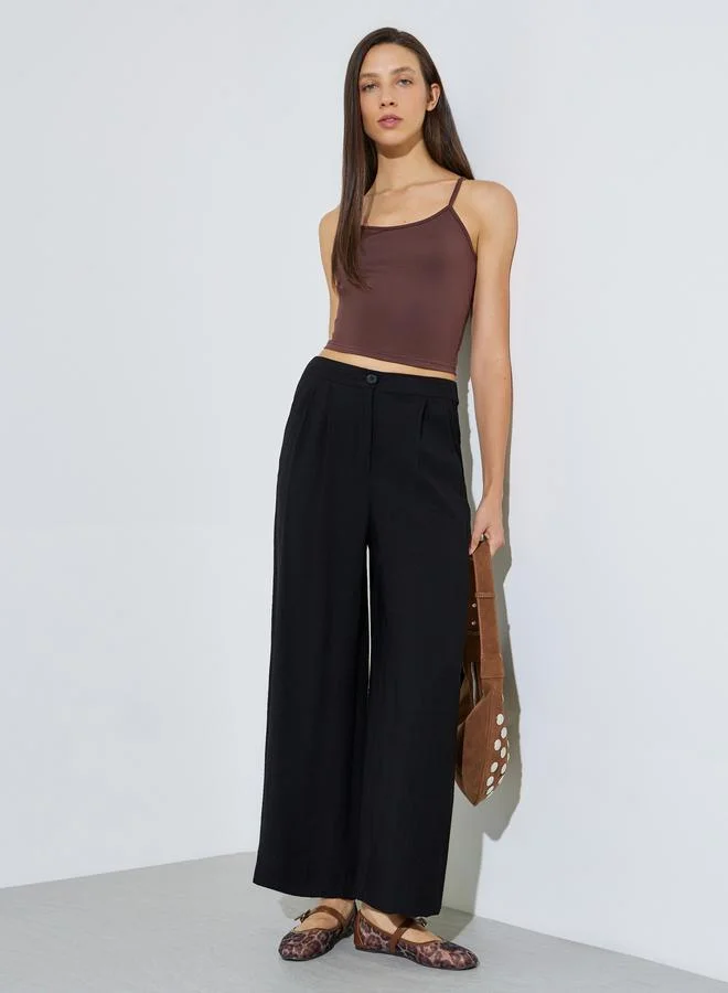 ستايلي Black Wide Leg Pleated Trousers with Side Pocket
