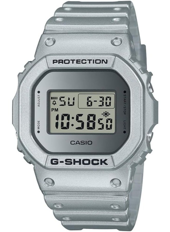 سعر ومواصفات G-SHOCK ساعة رقمية من الراتنج DW-5600FF-8DR (Z3D68469B88F8973D23B9Z) على Noon EG