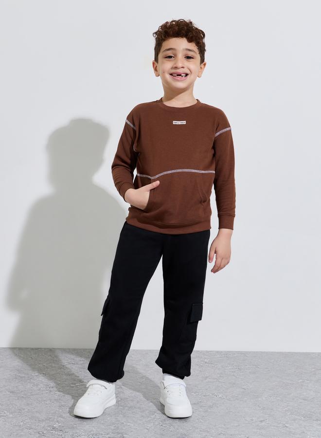 Styli Boys Brown Contrast Stitching Kangaroo Pocket Oversized Sweatshirt - Image 2