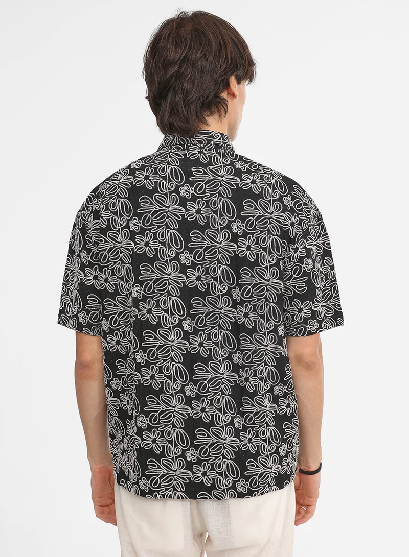 كامبوس سوترا Men's Midnight Black Floral-Lined Oversized Shirt